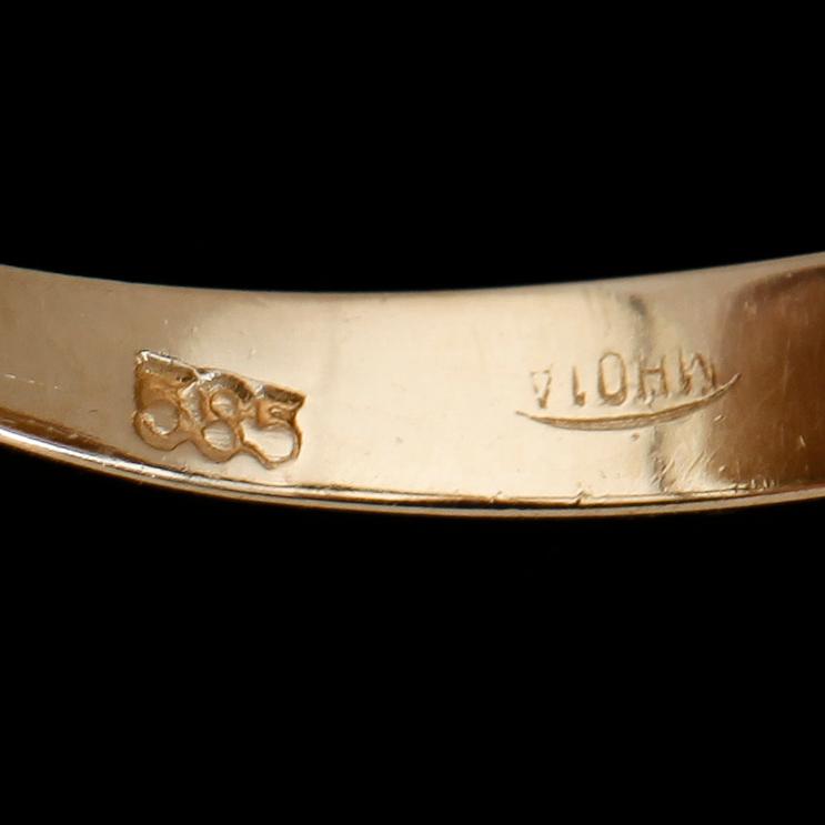 RING, 14K guld, briljantslipad diamant ca 0.58 ct.