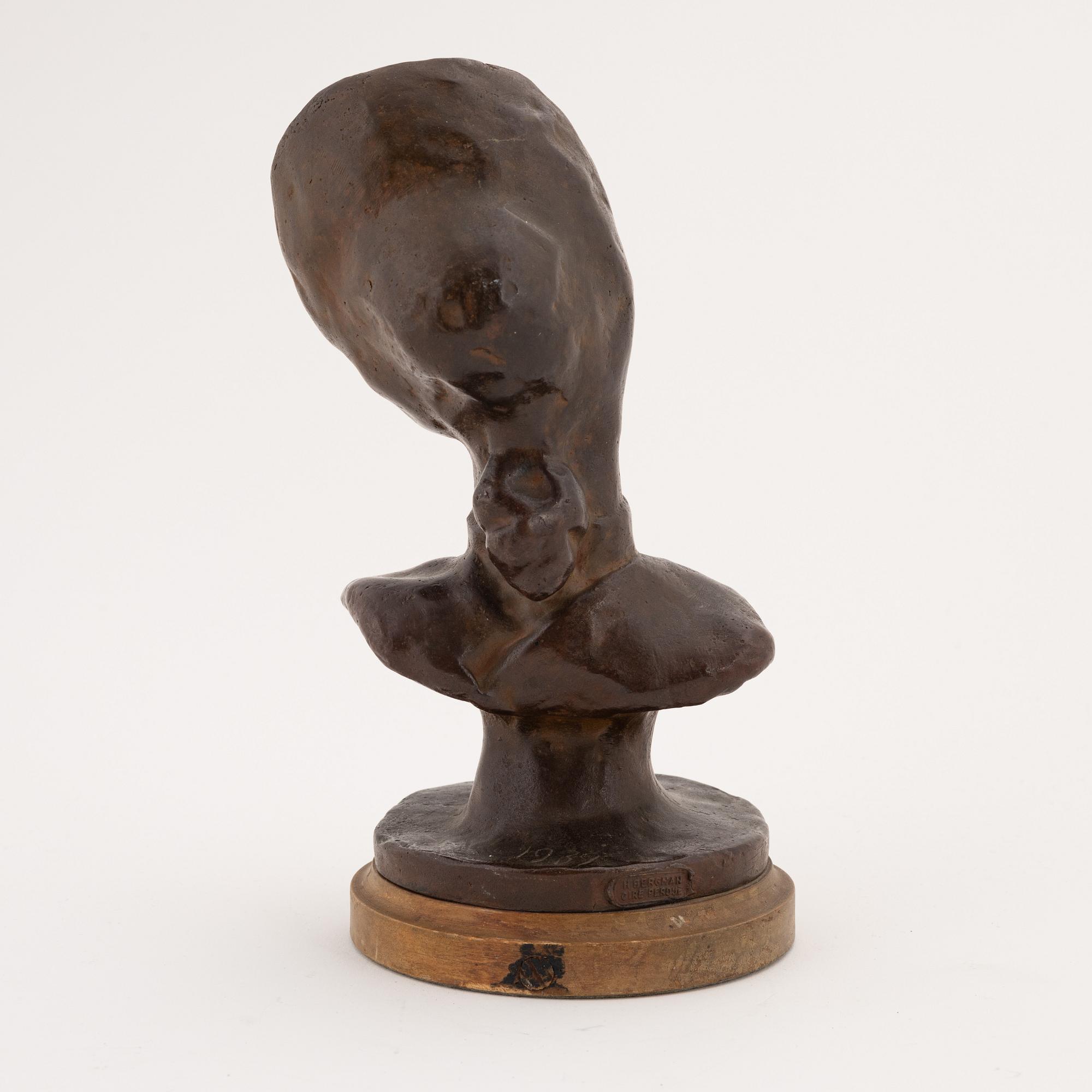 Unknown artist, 20th Century, sculpture, bronze, signed FQ.