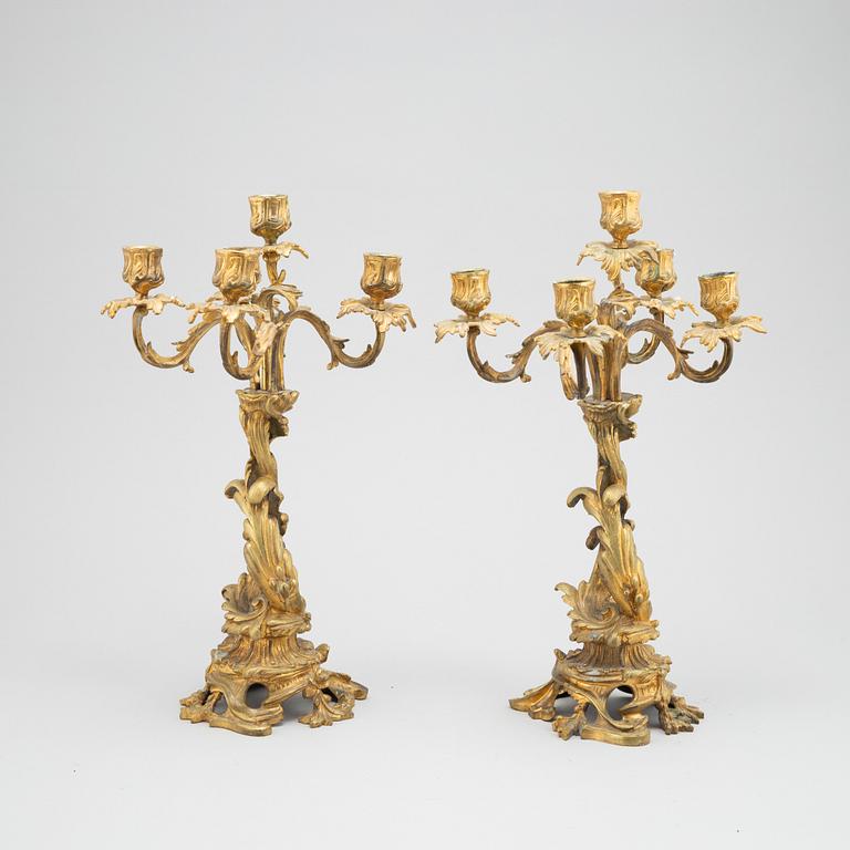 A pair of bronze candelabras. End of the 19th Century.