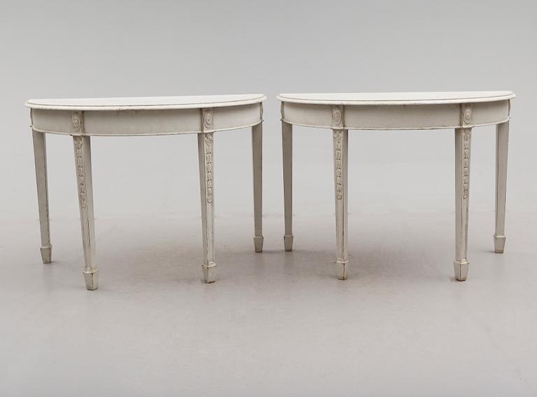 VÄGGBORD, 1 par, 1900-talets första hälft.