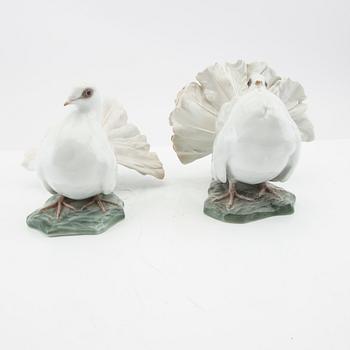 Figurines 2 pcs Rosenthal Germany mid-20th century porcelain.