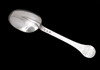 MATSKED, silver. Henning Petri, Nyköping 1700. Vikt 48 g.