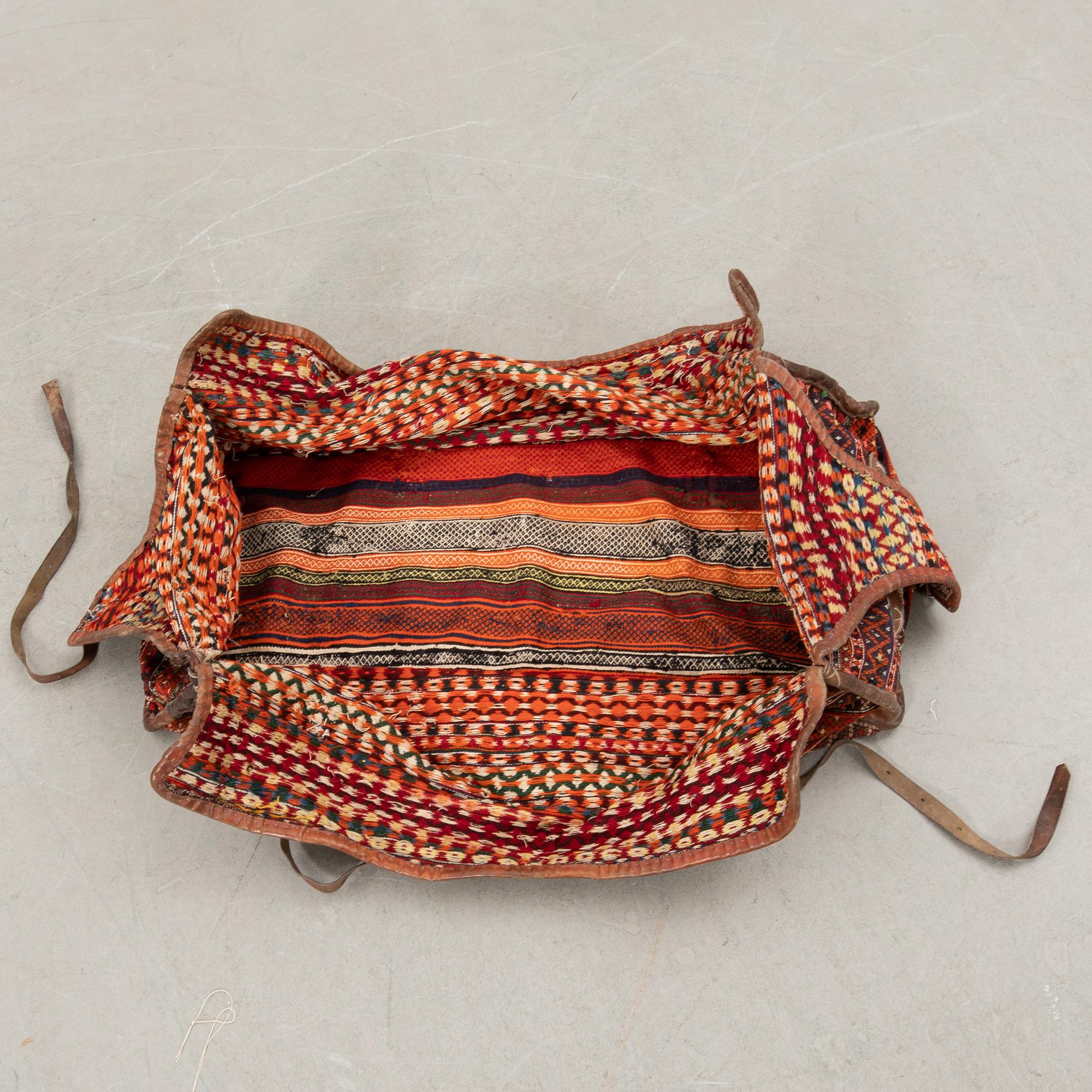 Mafrash Qashgai semiantik ca 108x50x38 cm.