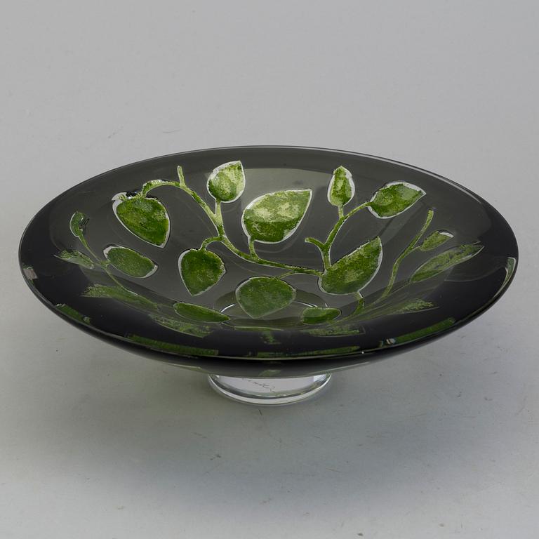 OLLE ALBERIUS, a glass bowl from Orrefors Gallery, signed and dated -88.