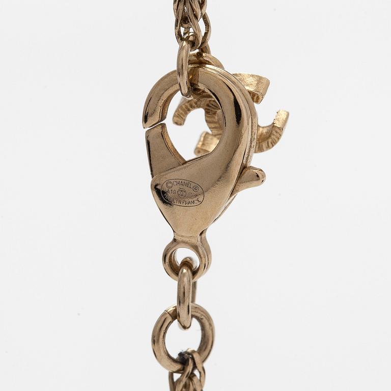 Chanel, A necklace, 2019.