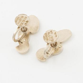 Wiwen Nilsson, a pair of earrings, silver, in the form of flowers, Lund 1952 and 1953.