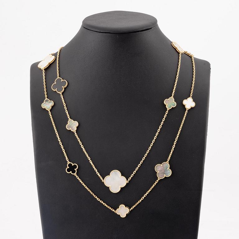 A Van Cleef & Arpels necklace "Alhambra" 18K gold and Mother-of-pearl.