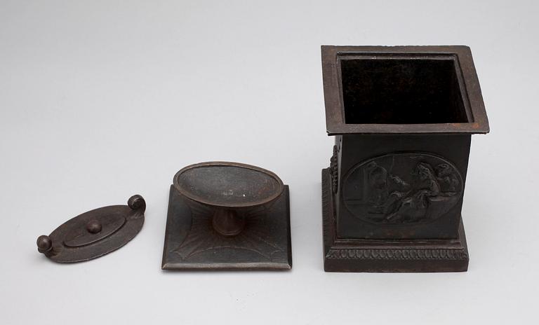 TOBAKSBURK, gjutjärn, Hällefors bruk, 1800-tal.