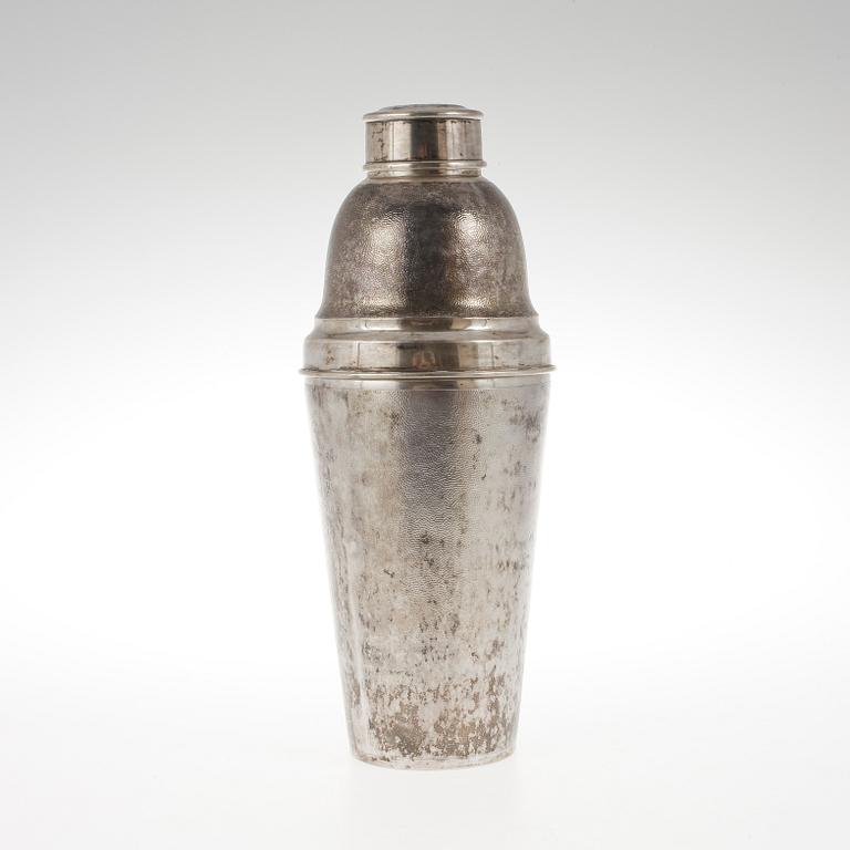 SHAKER, silver, Kina, 1900-talets första hälft. Vikt ca 747 g.