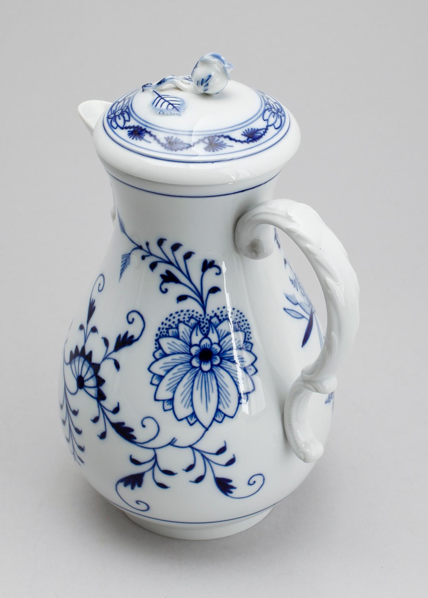 KANNA, porslin, Meissen, lökmönstret.