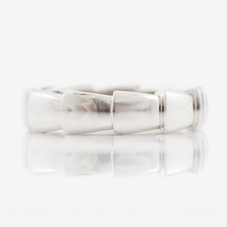 Bulgari ring "Viper" 18K white gold.