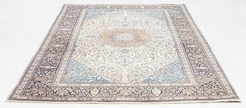 A oriental rug, c. 260 x 155 cm.