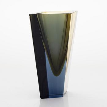 Kaj Franck, a 'Prisma' vase, signed Nuutajärvi Notsjö -61.