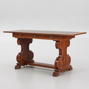 A Baroque-style library table, 20th century.