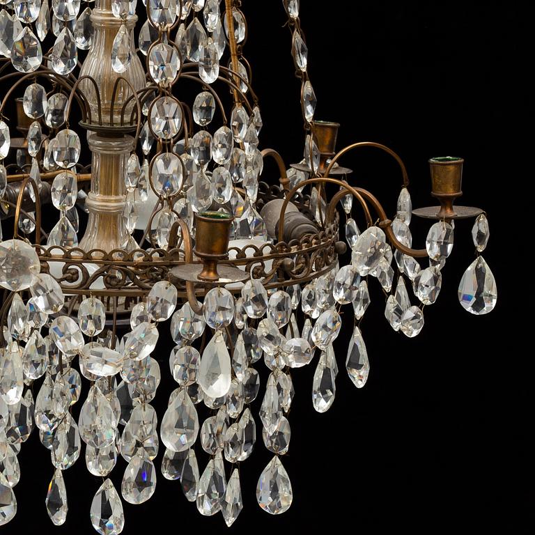 A mid 20th century chandelier.