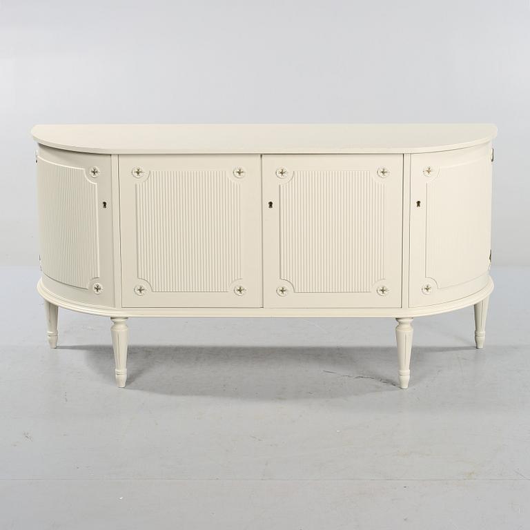 SIDEBOARD, gustaviansk stil, 1900-talets andra hälft.