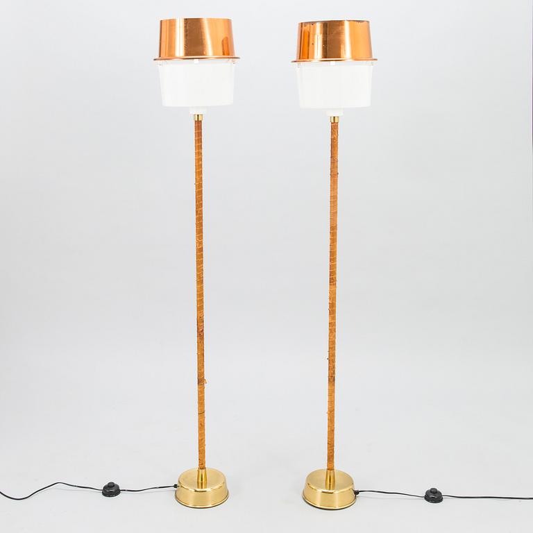 LISA JOHANSSON-PAPE, lattiavalaisinpari, Orno Stockmann, 1960-luku.