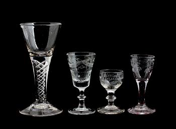 VINGLAS, 4 st, olika, 1800-tal.