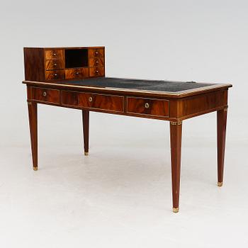 SKRIVBORD, omkring år 1900.