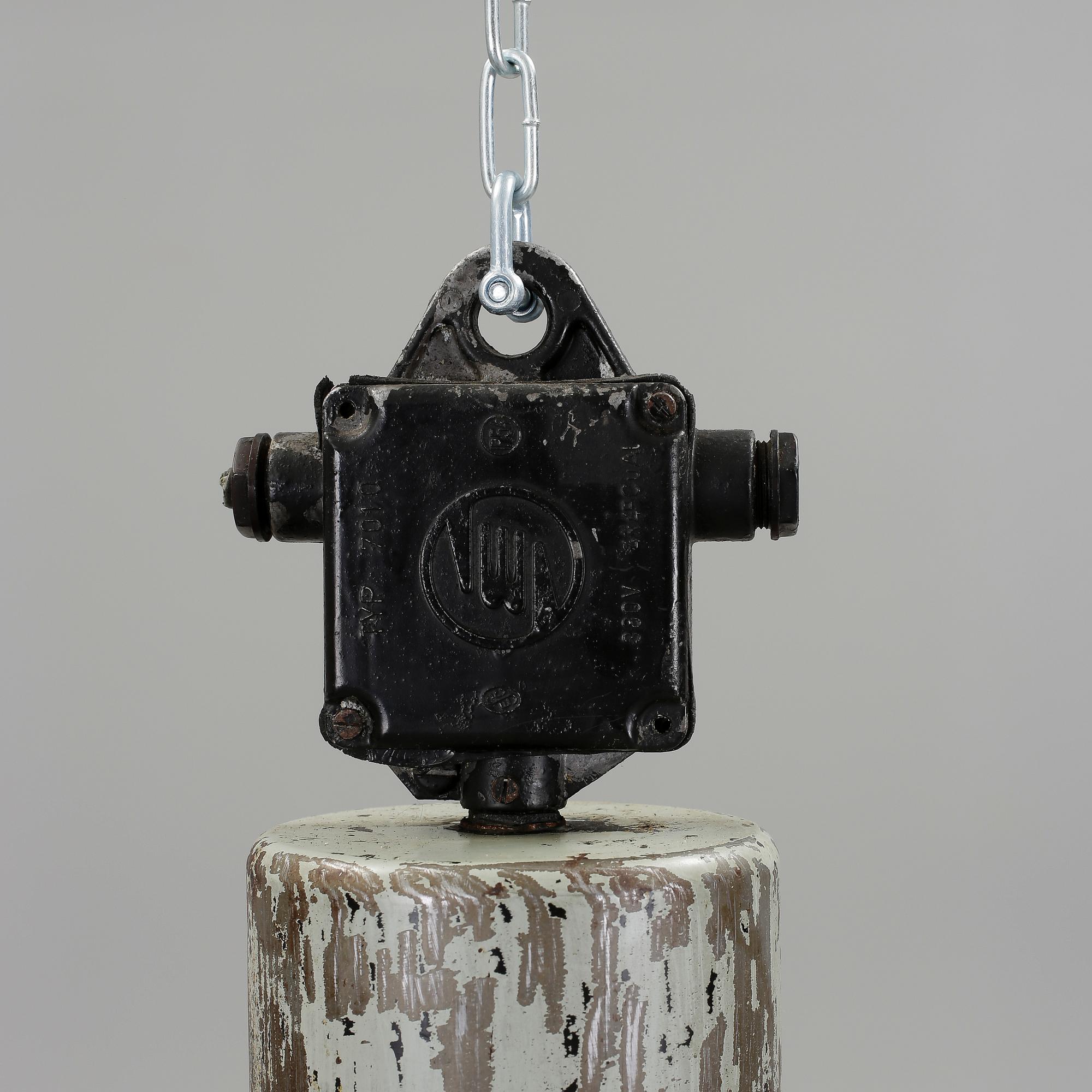 INDUSTRILAMPA, 1900-tal.