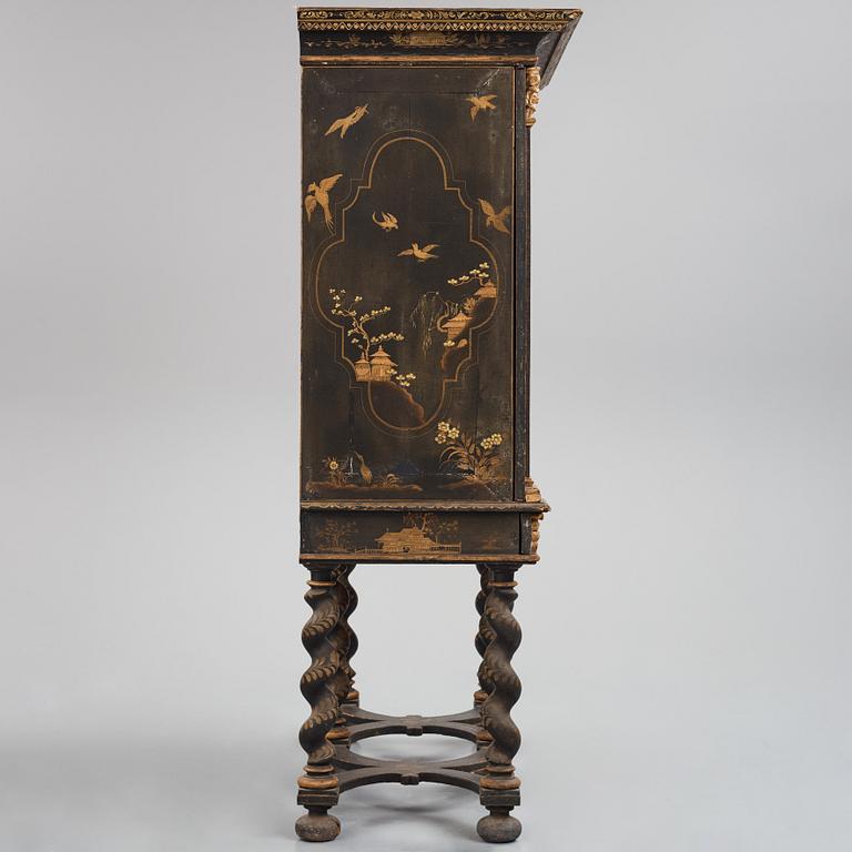 Skåp, Sverige 1700-talets första del, Fredrik I, Senbarock.