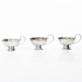 Punchmuggar, 7 st, silver, bl a Cesons, Göteborg 1985.
