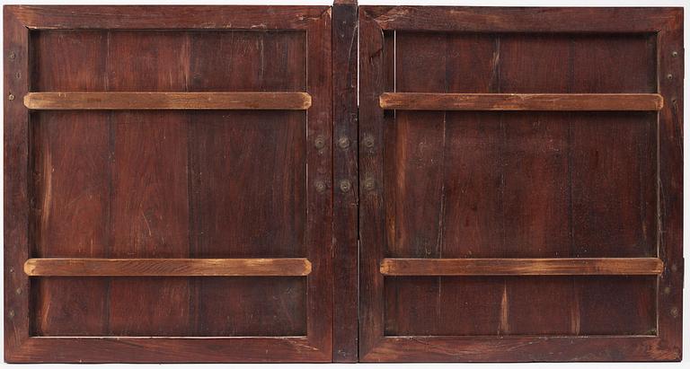 A large Imperial Hongmu compound cabinet, Qingdynasty, 19th century.