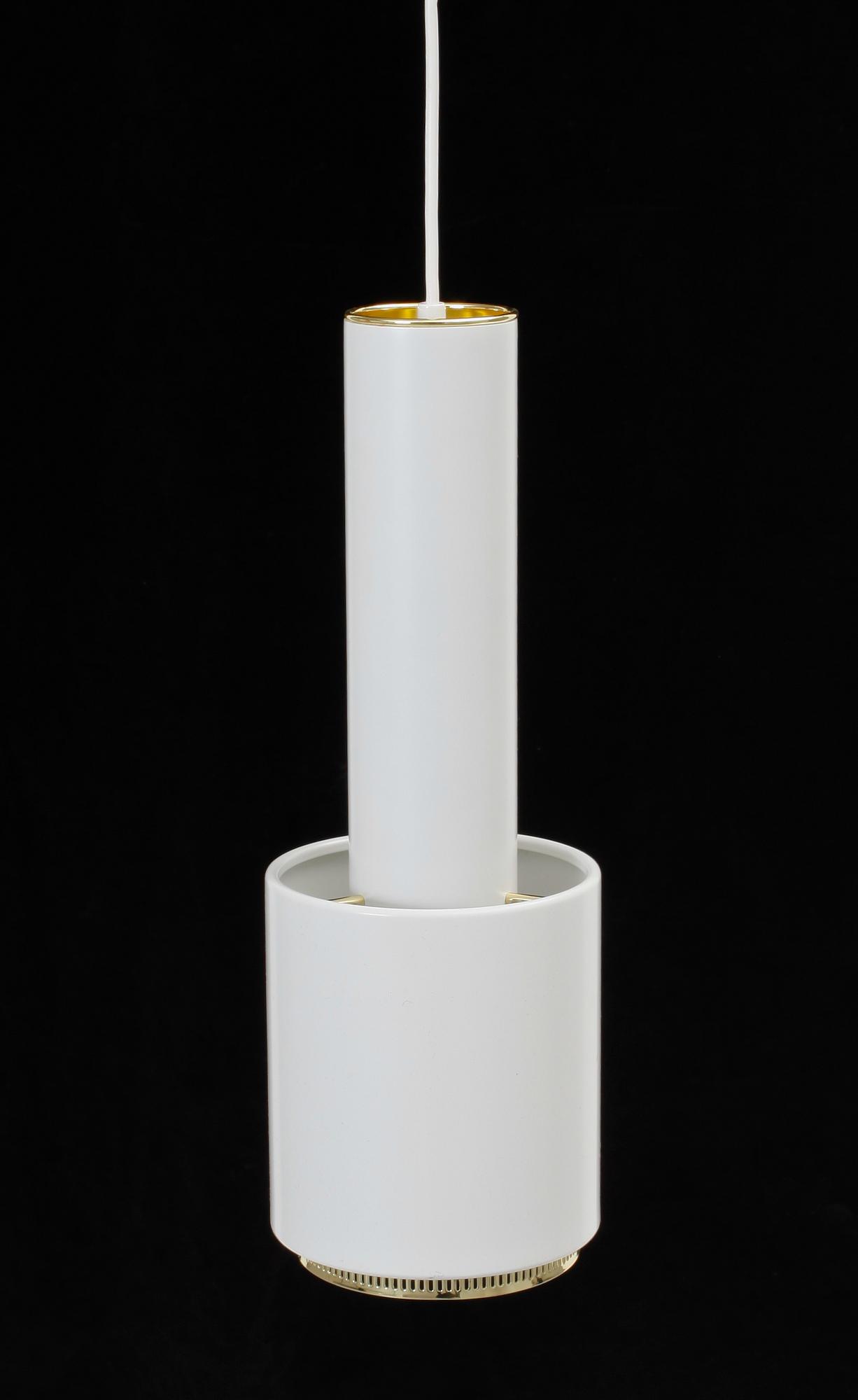 TAKLAMPOR, ett par, "Hand grenade", Alvar Aalto Artek. H 42.