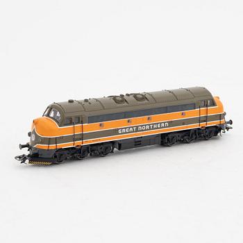 Märklin, diesellok, spår H0, digitalt, i låda.