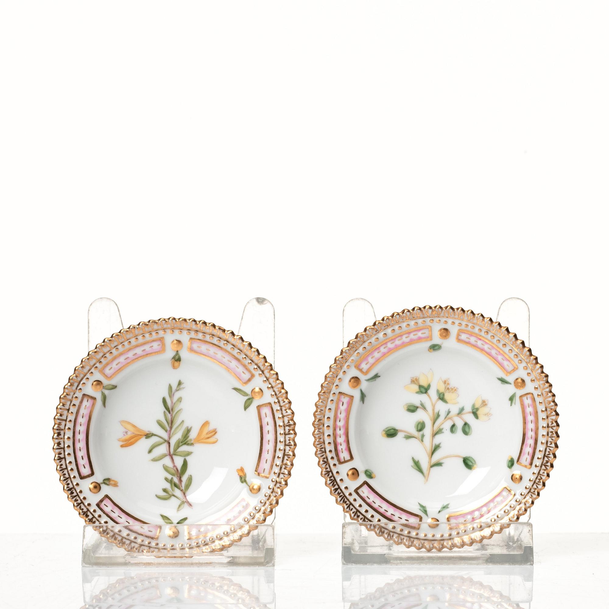 A group of 11 pieces of Royal Copenhagen "Flora Danica", Denmark, 20th Century.