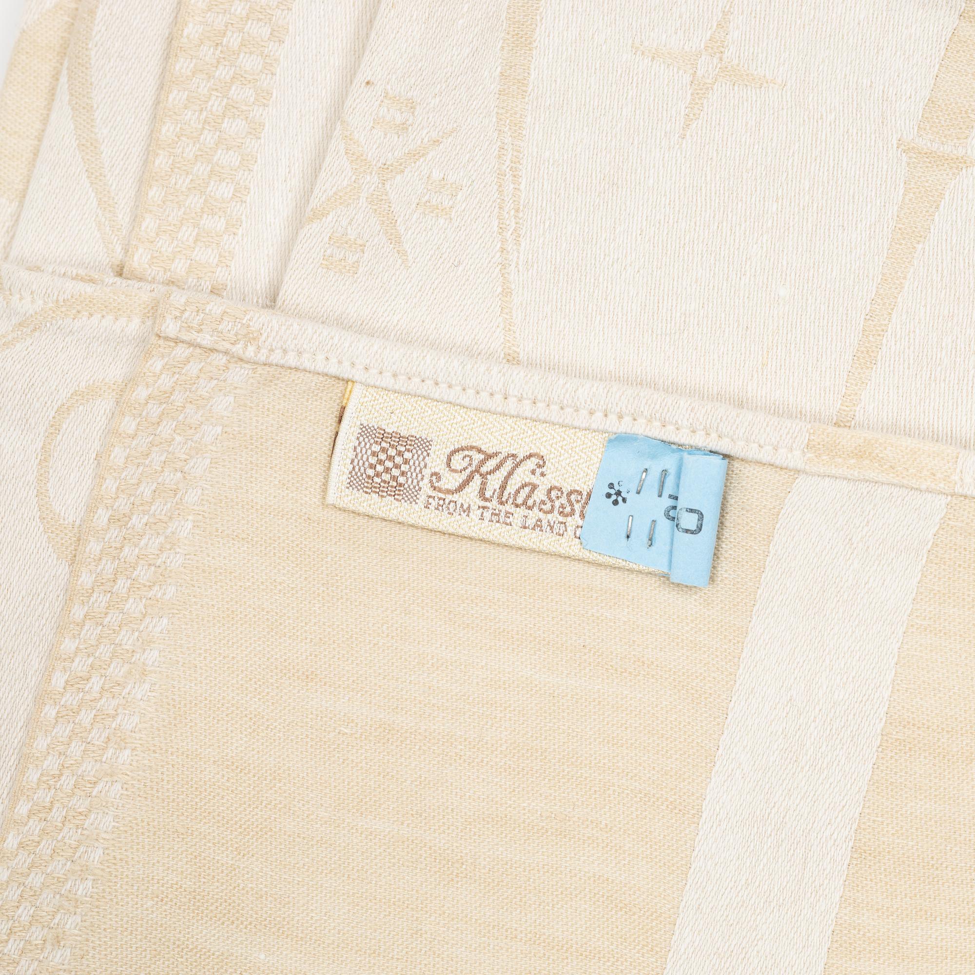 Ingrid Dessau, among others, tablecloths, 2 pcs including one "Nobel" and napkins, a pair, Klässbols Linen Weaving.