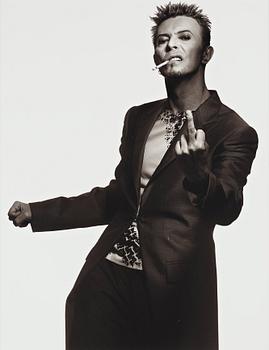 1114A. Albert Watson, "David Bowie, The Finger, New York City, 1996".