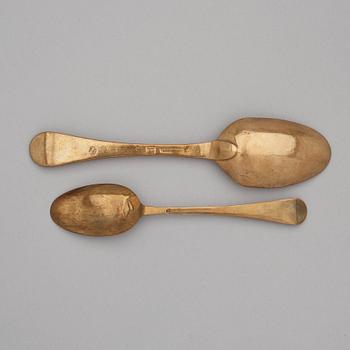 Two spoons, one by Johan Öberg, Stockholm 1795-1814, one by Paul Zachun, Norrköping 1722-50.