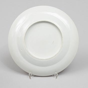 A set of three porcelain plates and a side plate, China, Canton, 19th century.
