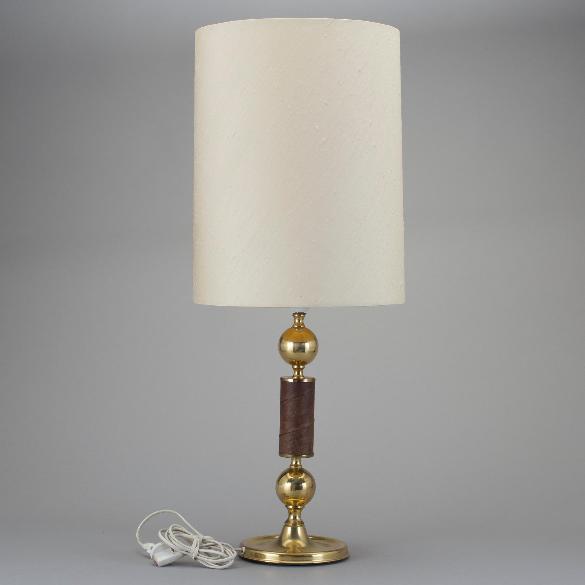 BORDSLAMPA, 1900-talets mitt.
