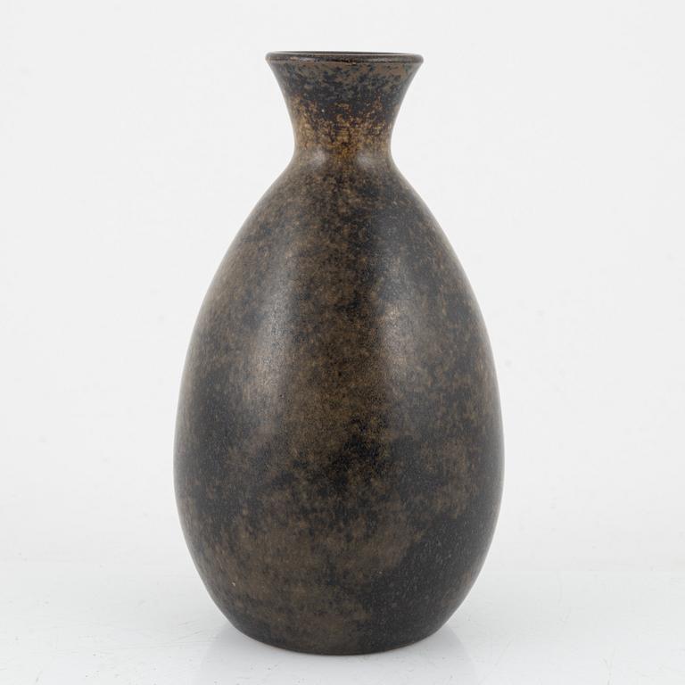 Erich & Ingrid Triller, vas, stengods, Tobo, signerad.