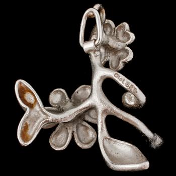 HÄNGE, 14k vitguld med 2 små briljantslipade diamanter, Ole Lynggaard, Danmark, 2000-tal. Vikt 4 g.