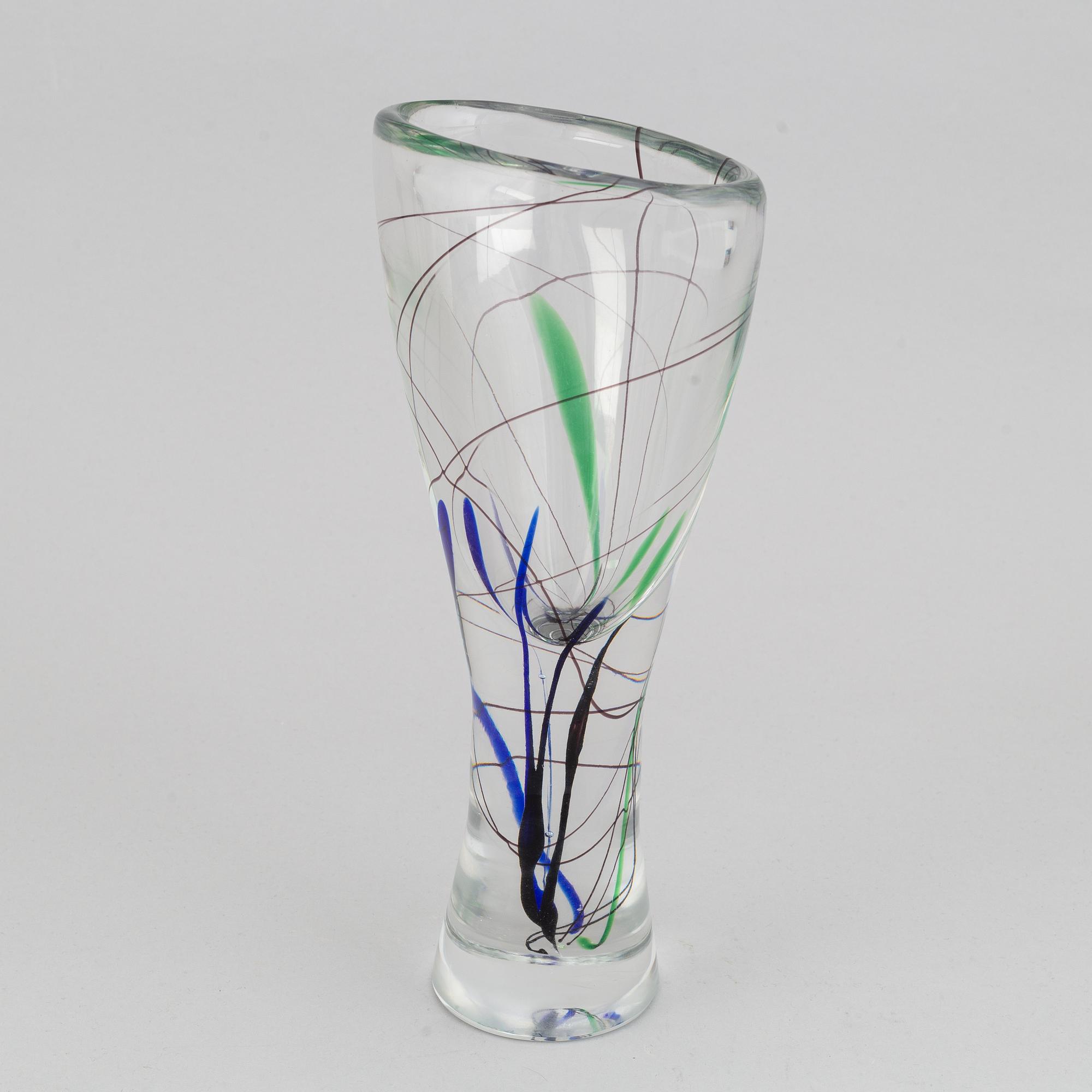 A glass vase by vicke Lindstrand,