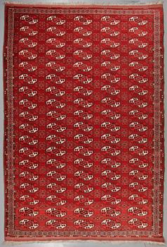 MATTA, Turkmen, 330x202 cm, 1900-talets första hälft.