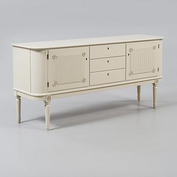 SIDEBOARD, gustaviansk stil, 1900-talets andra hälft.