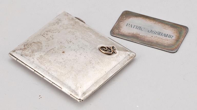 CIGARETTETUI resp FRIBILJETT, silver, bla C G Hallberg, 1891 samt 1968.