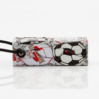 César Baldaccini, compression, pendant made of compressed beer bottle caps.