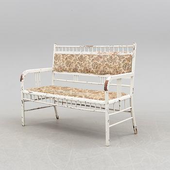 A 1920's sofa with four chairs by Muuramen Tuolitehdas Osakeyhtiö, Muurame.