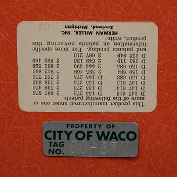 Charles and Ray Eames, A pair of 'DSS' chairs for Herman Miller, second half of the 20th-century.