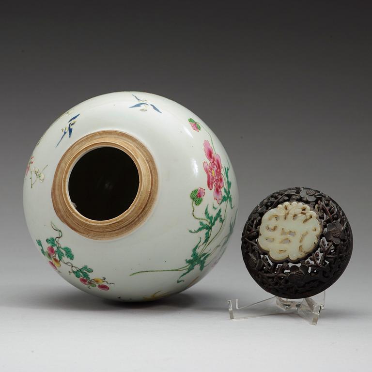 A famille rose jar, Qing dynasty 18th century.