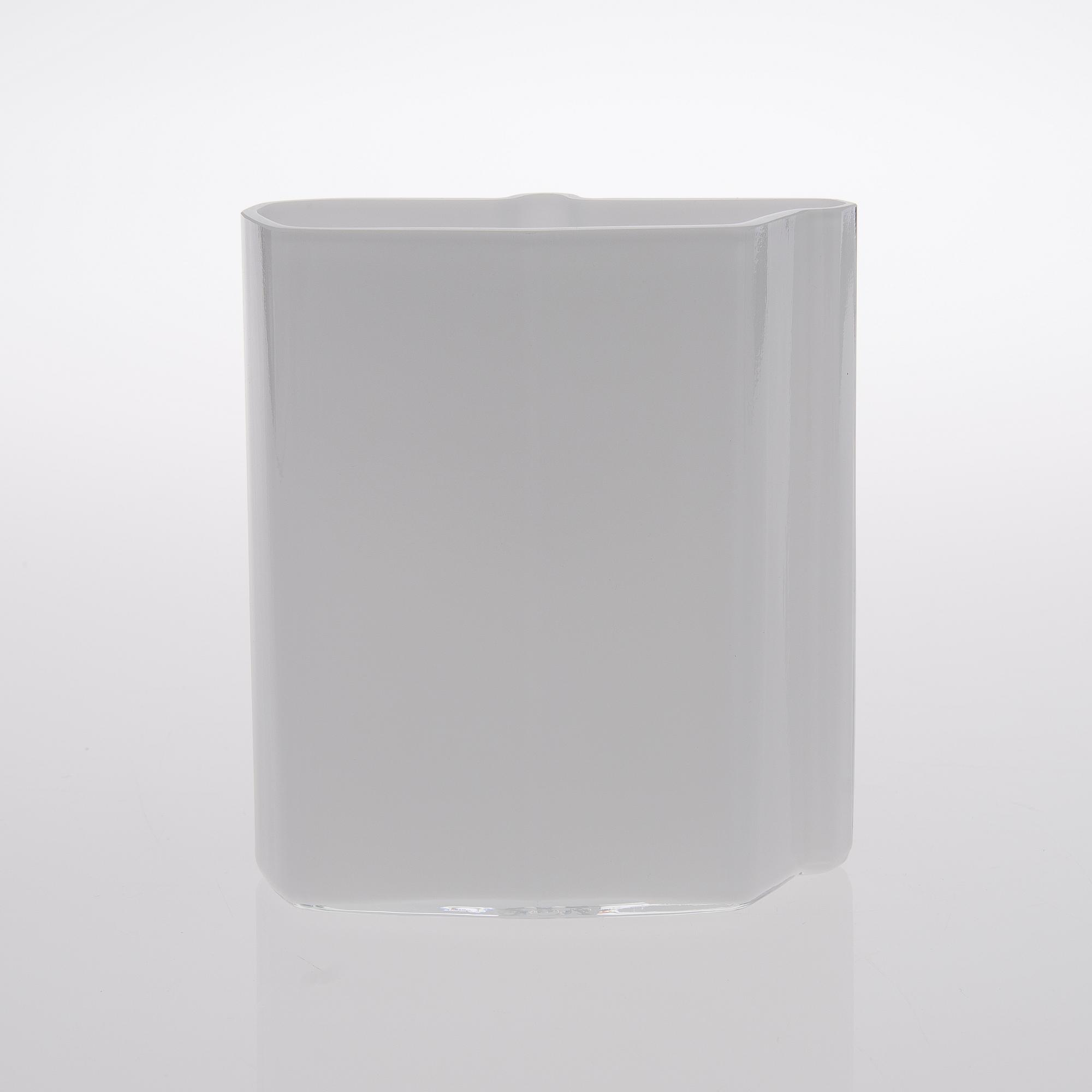 VALTO KOKKO, MALJAKKO, signeerattu Valto Kokko 84/243, Iittala, 1900-luvun jälkipuoli.