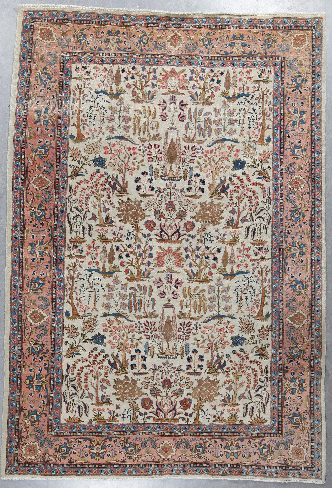MATTA, semiantik/old, Täbris, ca 328x220 cm.