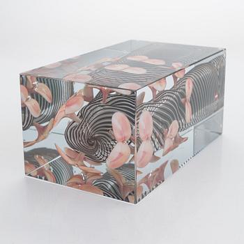 Oiva Toikka, A Jubilee cube, 'Sakurano Hana', Pro Arte, signed Oiva Toikka Nuutajärvi Notsjö 2008, numbered 102/200.