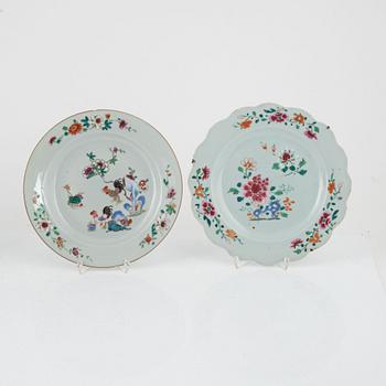 Five porcelain plates, China, 18th cetnury.