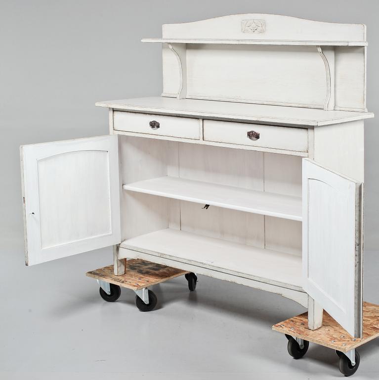 BUFFE/SIDEBOARD. 1900-tal.